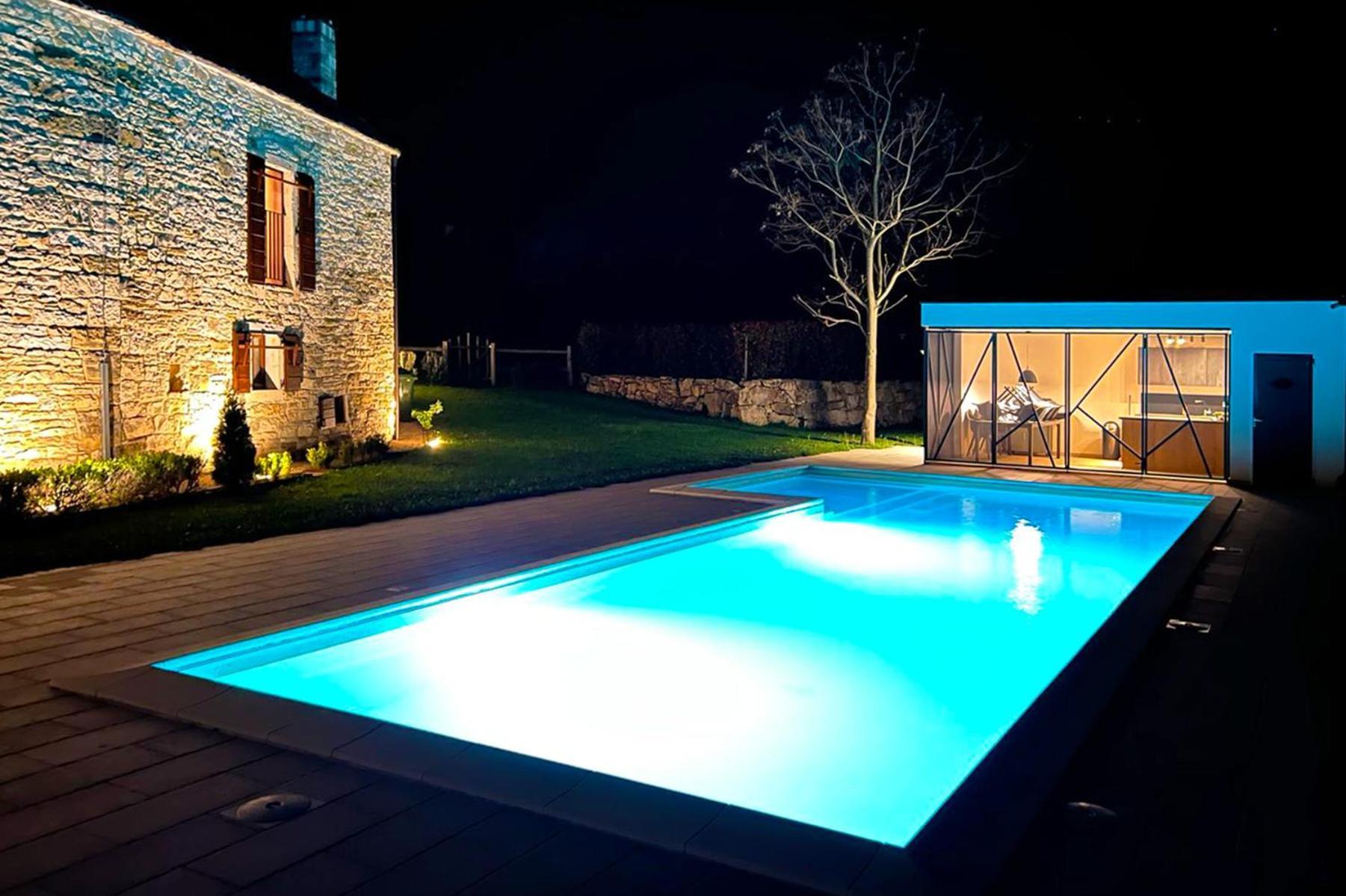 Grožnjan Villas Martincici With Large Pool מראה חיצוני תמונה